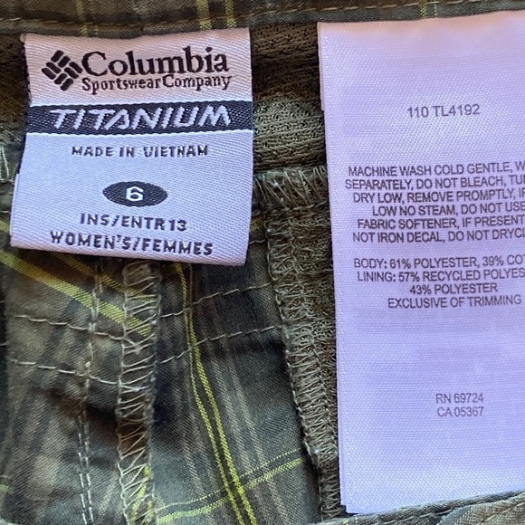 Columbia Titanium Omni-Shade Striped Shorts Sz 6 - Picture 6 of 6